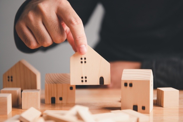 Hire a Property Manager For Real Estate Investments in 2025
